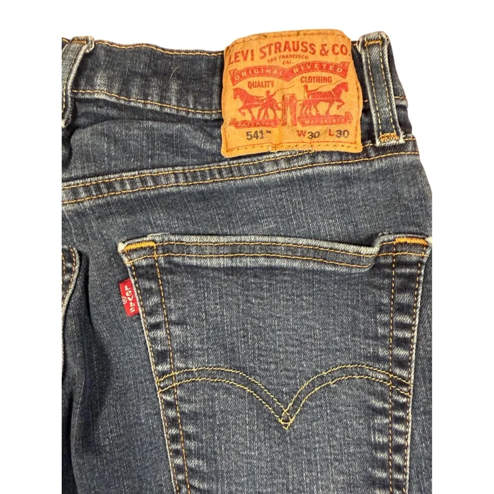 Levis levi 541